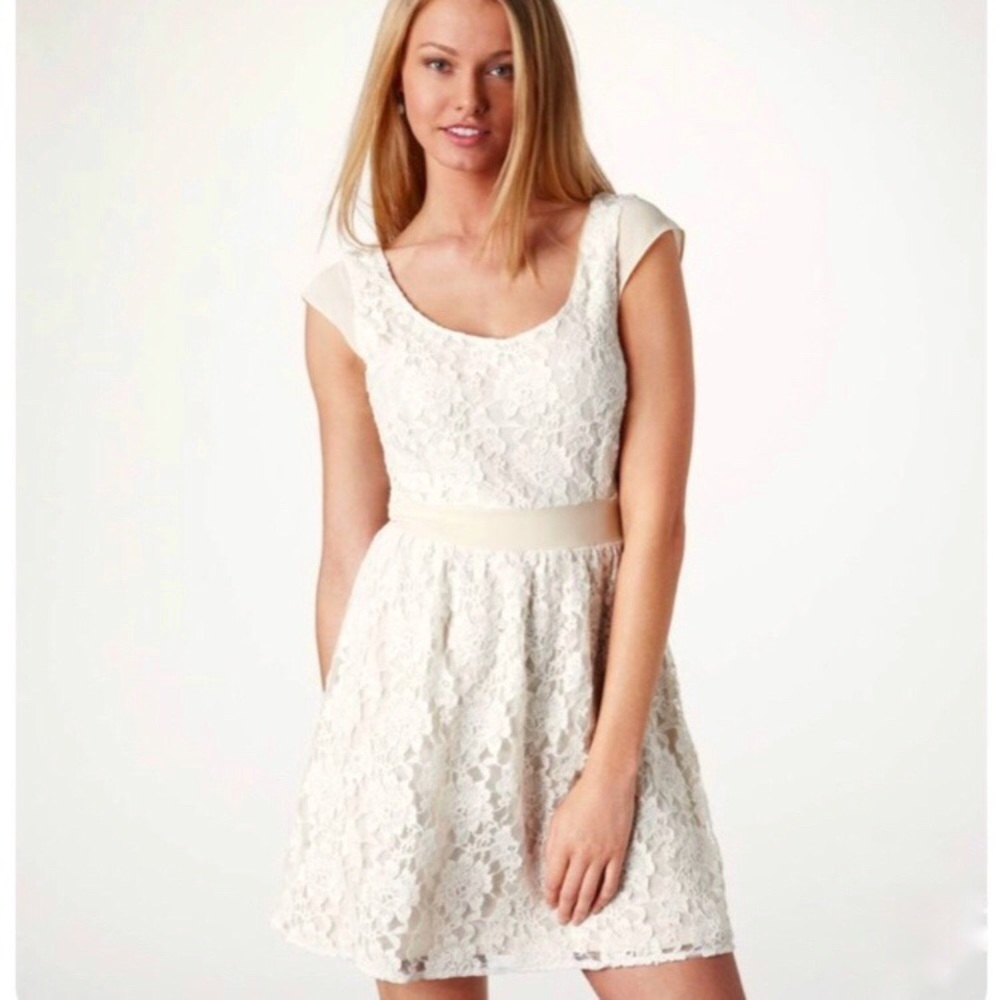 American Eagle Lined White Lace Back Cut Out Dress